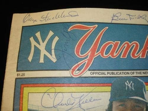 16 באוגוסט 1982 עיתון מגזין יאנקיס חתום על ידי 24 יאנקיס הופרס וסטארס - מגזינים עם חתימה של ליגת הבייסבול
